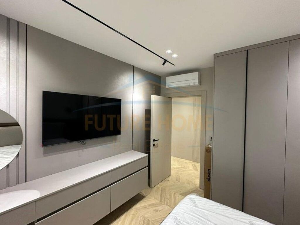 Qera, Apartament 1+1, Myslym Shyri, Tirane