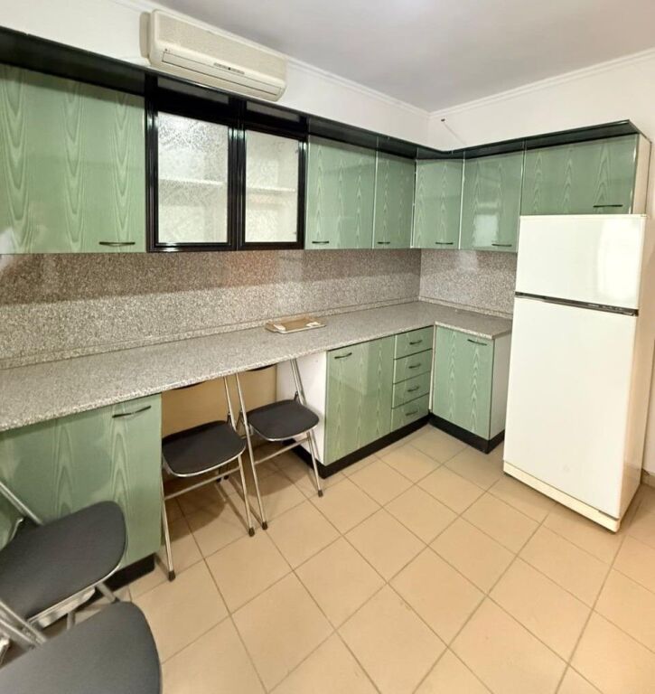 🏢 Appartamento 3+1 in Affitto – Centro, vicino a Caffè Flora