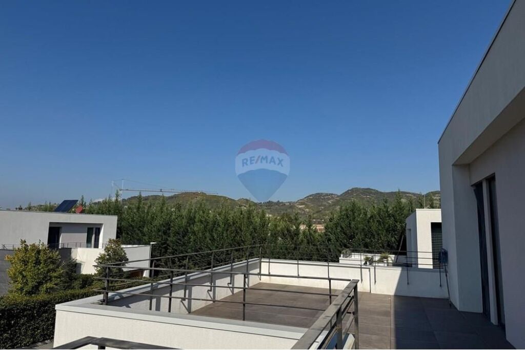 Villa - In Vendita - Vishnjë, Tirana(ID: 530491002-171)