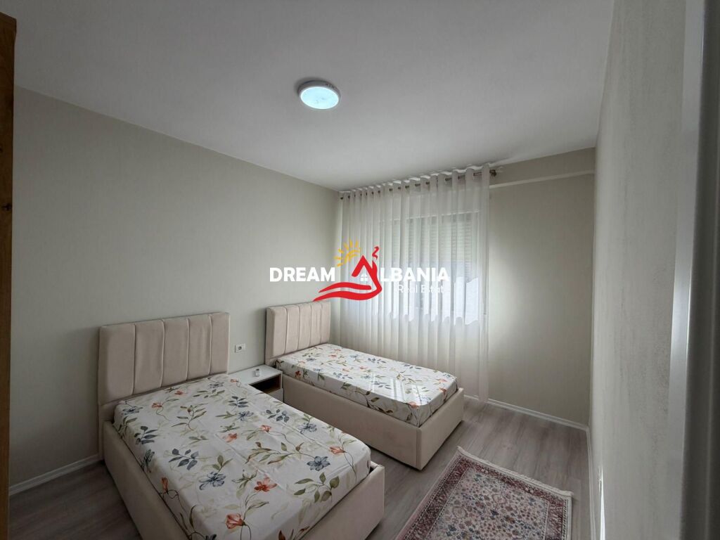 Shitet super apartament 2+1+2+post parkimi i perfshire ne Rrugen e Durresit prane Colosseo (ID 41212211)
