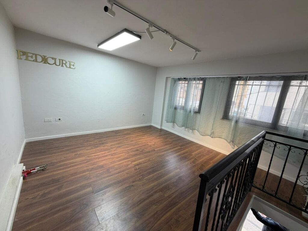 Shop For Rent at Mine Peza (ID BD21872) Tirana