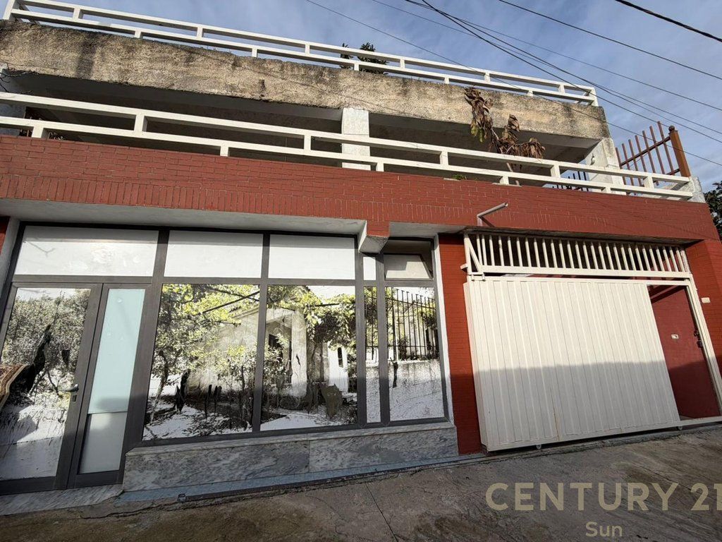 BUILDING 3 FLOORS FOR SALE IN SELITE!