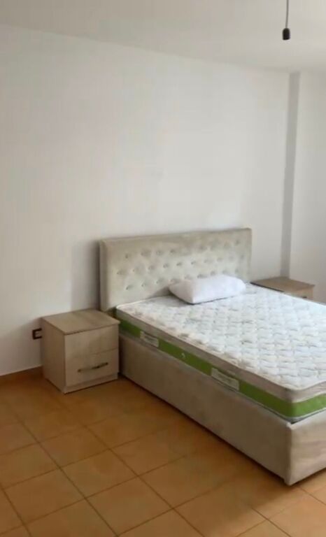 JEPET ME QERA APARTAMENT 2+1 – TEK 21 DHJETORI (RR. SHEFQET MUSARAJ)