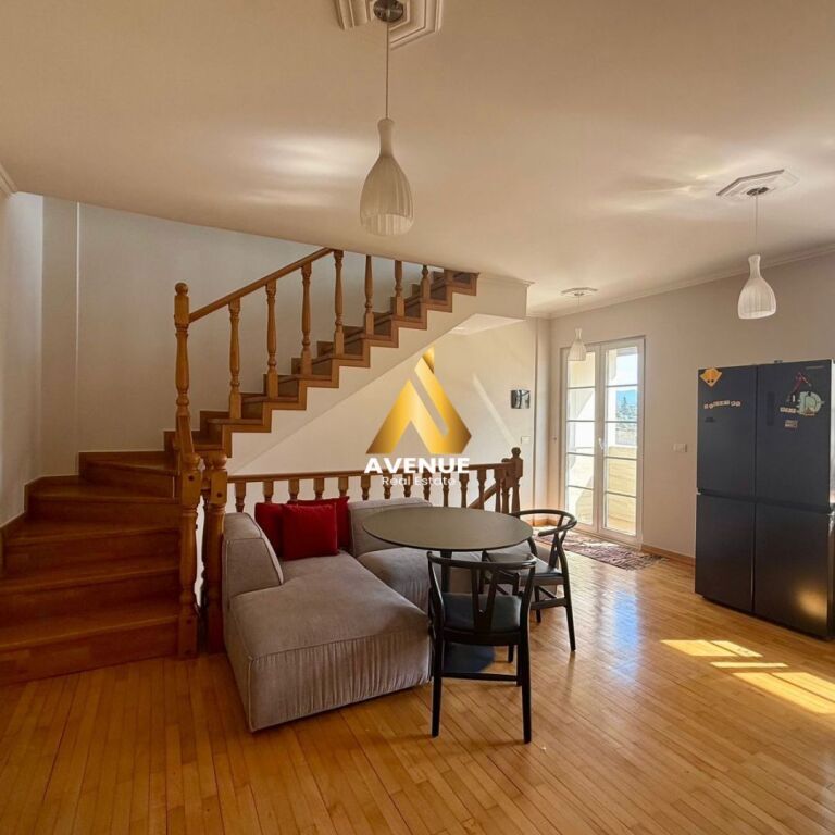🏡 Jepet me qera triplex – Sauk, pranë Rezidencës “Porta e Gjelbër”