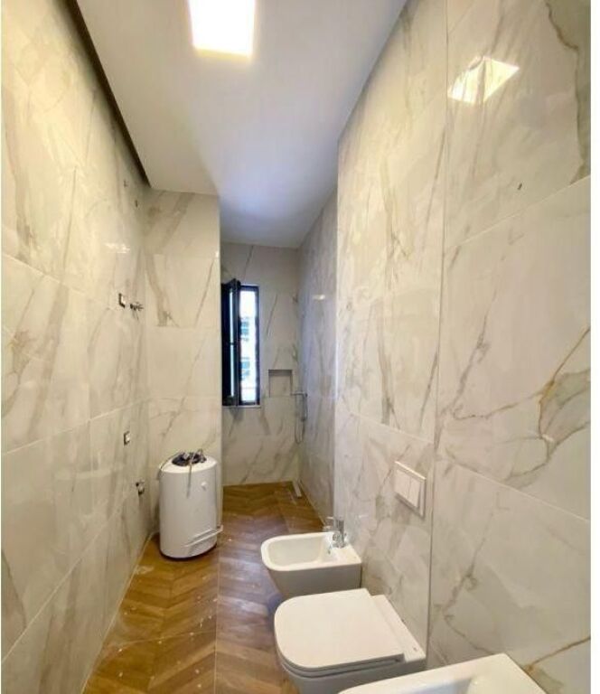 Ambjent Per Zyre 120 m2