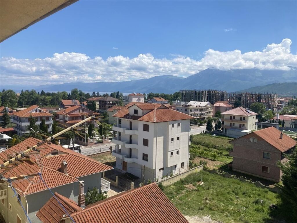 Appartamento 1+1 Pogradec a 600m dal lago