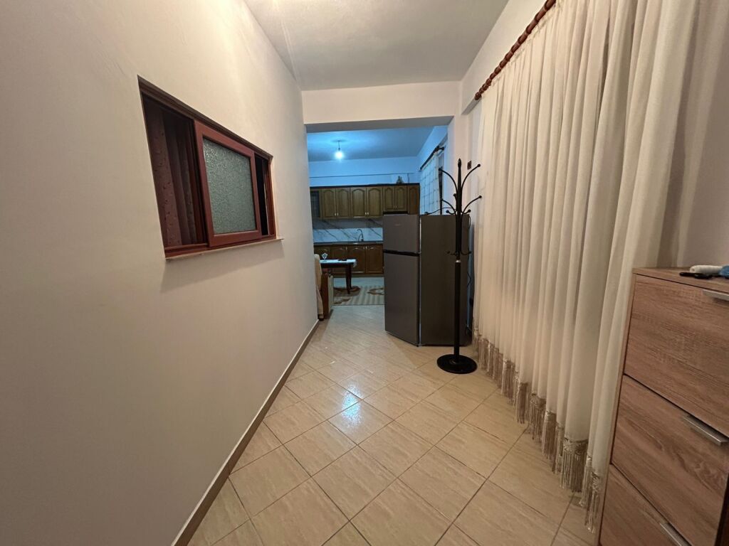 📣 AFFITTO Appartamento 2+1 📍 Kombinat 🛣️ Via "Qelqit" 💶 Prezzo 40.000 Leke/Mese ✨