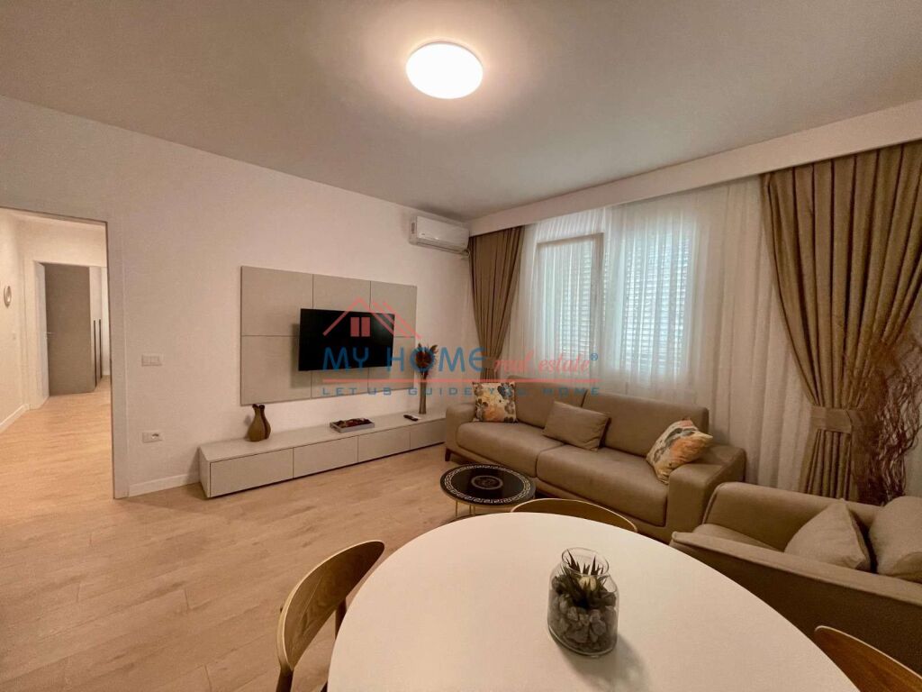 Appartamento 2+1 in affitto vicino a Via Kavaja Tirana