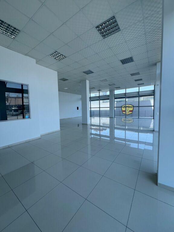 NEGOZIO IN AFFITTO 160M2 MEZEZ FUSHE
