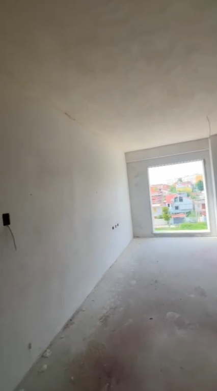 🏢 Vendesi in vendita Appartamento 1+1 a Porcelan❗