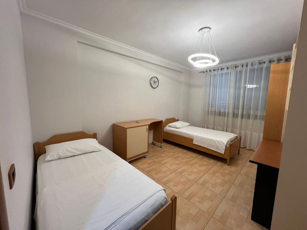 Rent, Apartment 2+1+2 bathrooms, "Rruga e Kavajës", Tirana.