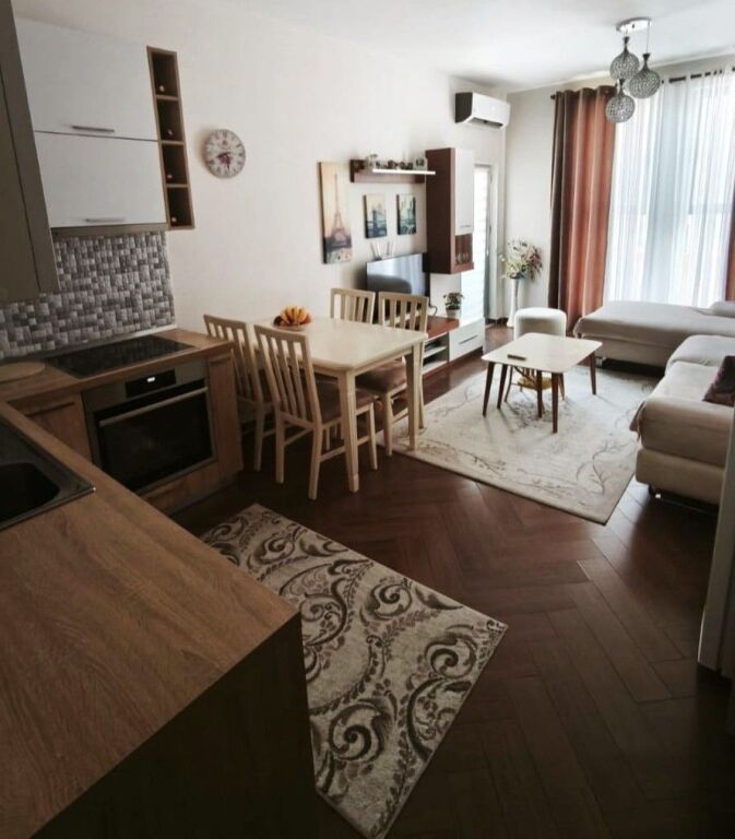 Vendesi in vendita 1+1 a ASTIR