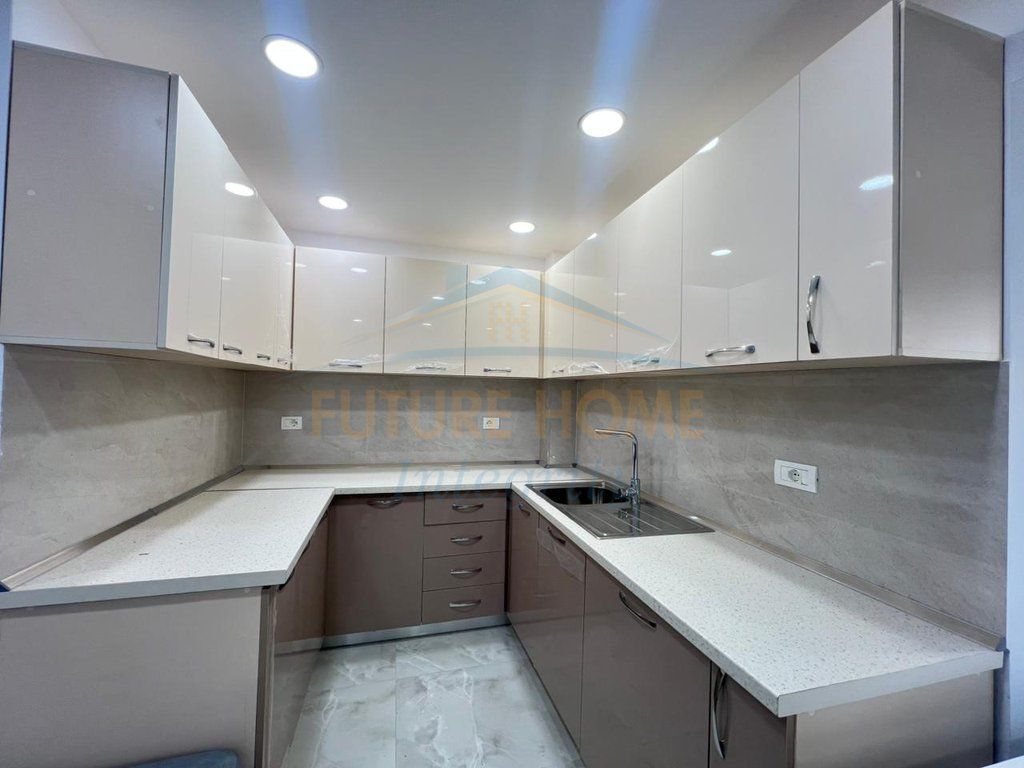 Qera, Apartament 2+1, Oxhaku, Tiranë.