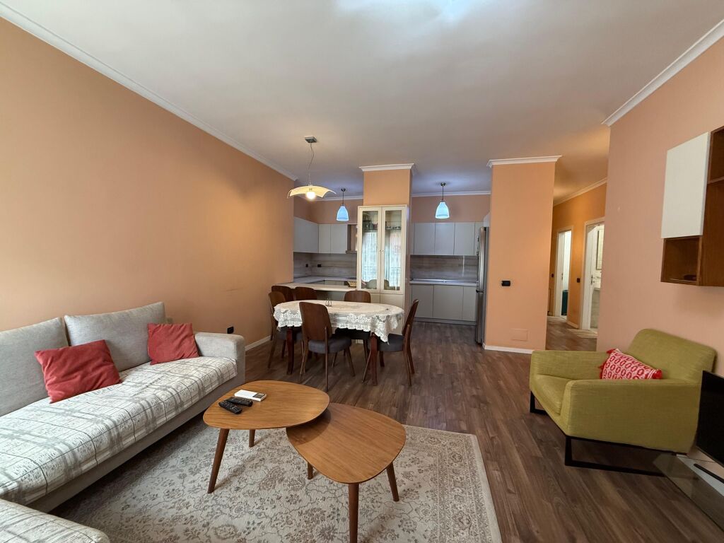 🏠JEPET ME QIRA Apartament 3+1+2+Depo+Ballkon 📍Qender, Rruga e Kavajes 💶 Çmimi: 1800€/Muaj