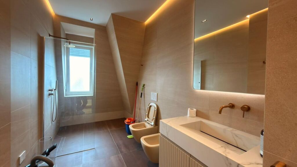 Luxury Apartment 2+1+ Parking Space in TEG
