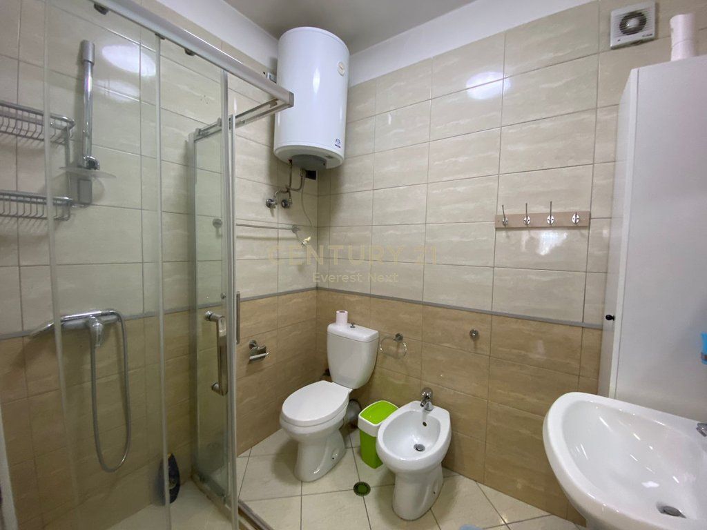 Appartamento 2+1+2 in vendita nella zona di Xhamllik