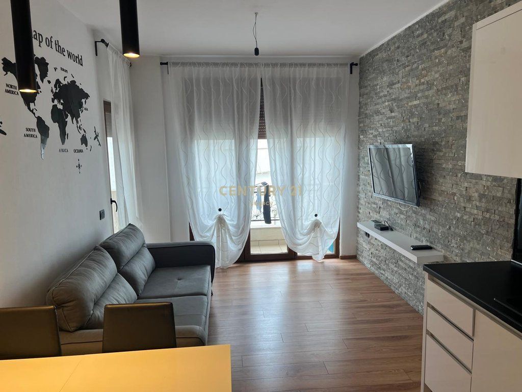 Apartament 2+1 per shitje ne Fresk