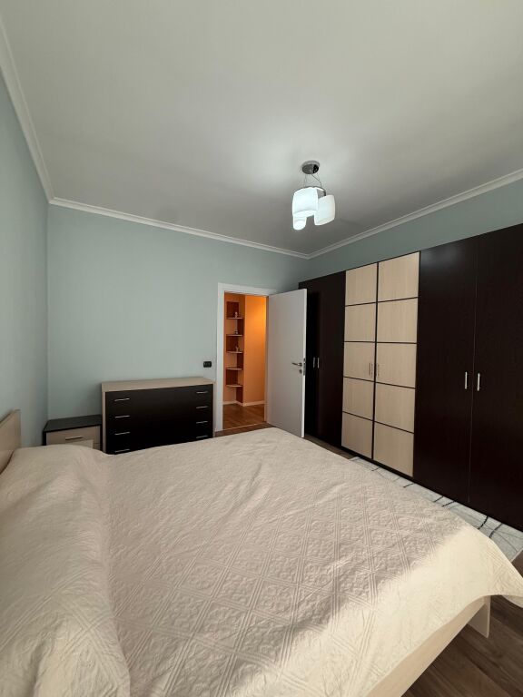 🏠JEPET ME QIRA Apartament 3+1+2+Depo+Ballkon 📍Qender, Rruga e Kavajes 💶 Çmimi: 1800€/Muaj