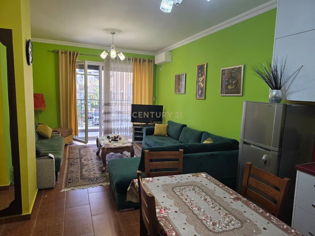 Appartamento 1+1 in affitto - Via Frosina Plaku