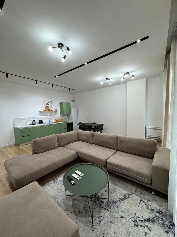 Affittasi appartamento 2+1+2 nella residenza Square 21