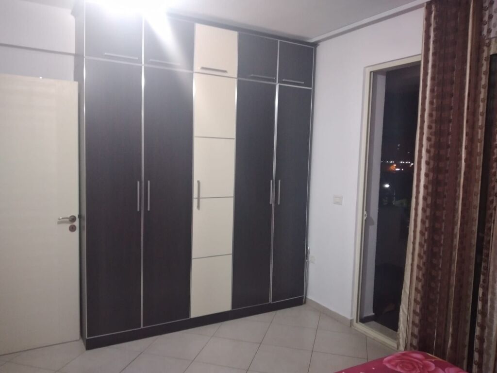 🏡 Appartamento in affitto –📍 Garden City, Vicino a Casaitalia 💰 Prezzo: 43.000 lek/mese