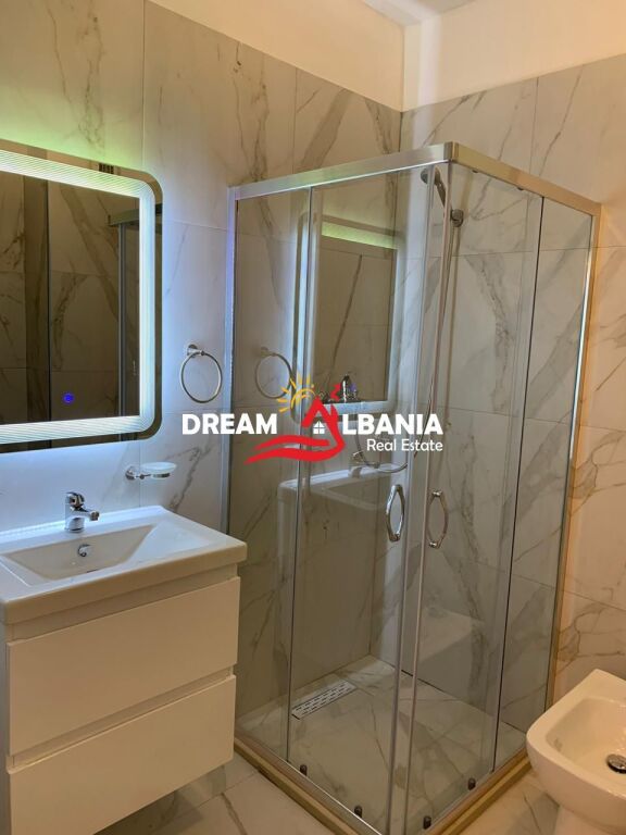 Apartament 1+1 me qera ne Rrugen e Elbasanit, prane Liceut Artistik (ID 4211240)
