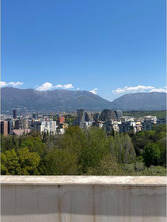 In vendita, Appartamento 1+1+2+2 Garage, Residenza Kodra e Diellit 1, Tirana