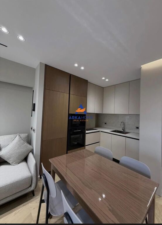 JEPET ME QERA APARTMENT 1+1+BALLKON "RRUGA HIM KOLLI" 1000 EURO