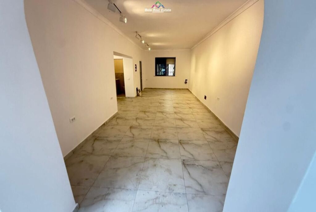 Shop For Rent In Xhamllik (ID BD21863) Tirane
