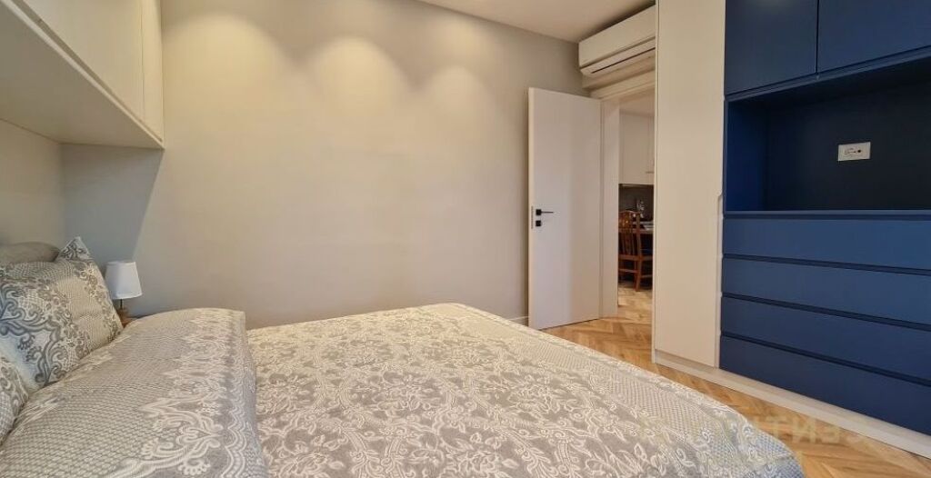 Apartment for rent 1+1 at the Paris Commune