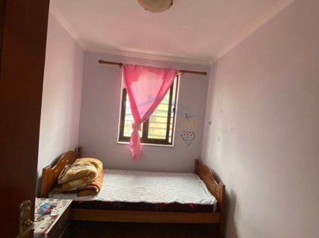 In vendita, Appartamento 2+1, Via Barrikadave, Tirana