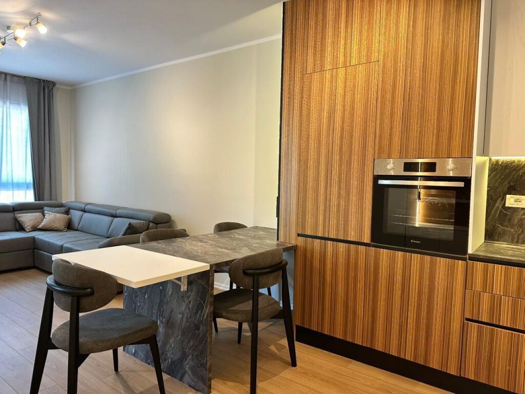 SUPER APARTMENT 2+1+2 FOR SALE IN LUNGOMARE VLORE