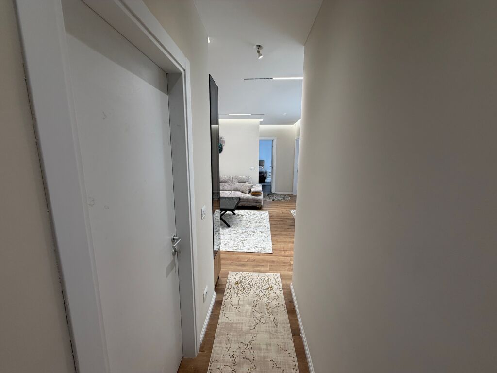 📣 AFFITTO SUPER Appartamento 2+1 Con 2 Bagni E Deposito 📍 Vicino Casa Italia ✨   🏢 Nuova Costruzione  🪜 4° Piano (Con Ascensore)  🛋️ Arredato Con Condizioni Moderne  ✅ Mai Abitato Prima   💶 Prezzo 750 Euro