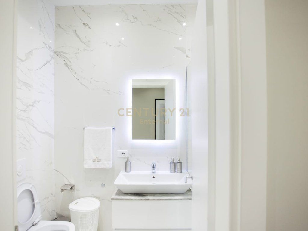Apartament 2+1 me Qira tek Park Gate, Rruga e Elasanit