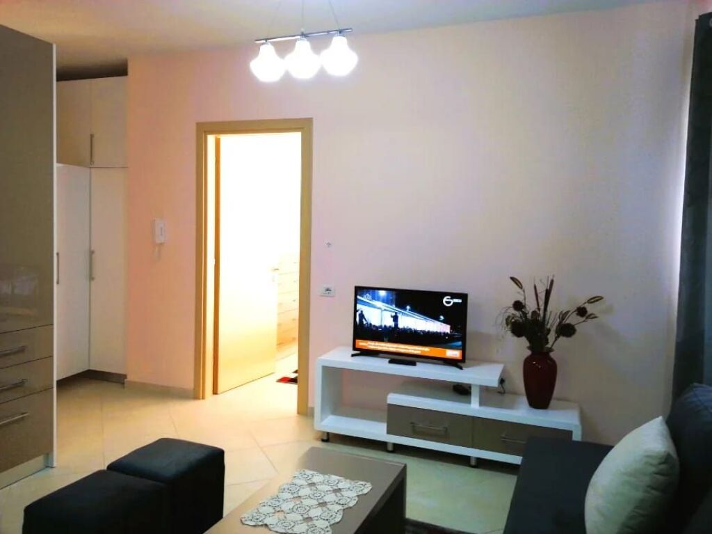 Affittasi 1+1+balcone, a ZOGU I ZI