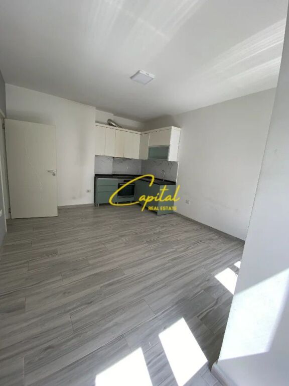 APPARTAMENTO IN AFFITTO 1+1 VIA 5 MAGGIO 40.000 LEKE