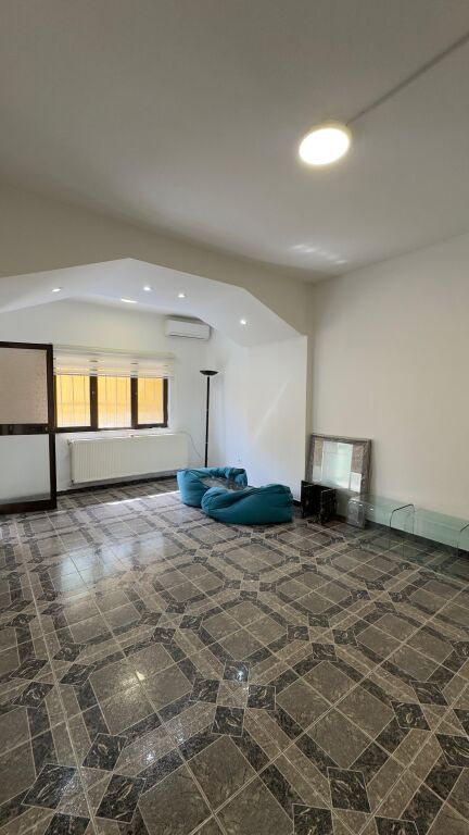 Premises for rent between the German hospital and Myslym Shyri !