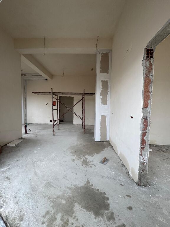 🏠Apartment 2+1+Veranda for Sale  📍Kodra e Diellit 2 💶 Price: 190,000 Euro
