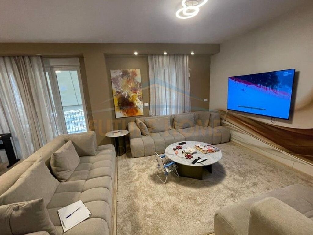 In vendita, Appartamento 2+1+2, Città Studentesca, Tirana