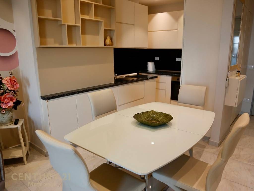 Apartament 2+1+2 per shitje tek Ambassador 3, Stadiumi Air Albania