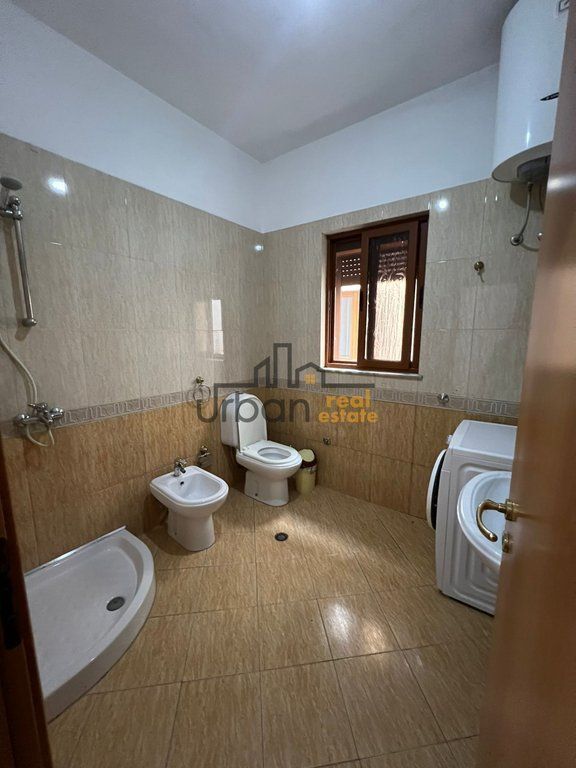 Rent, Private House, 1+1+Parking Spot, Astir, Tirana - 500€ | 73 m²