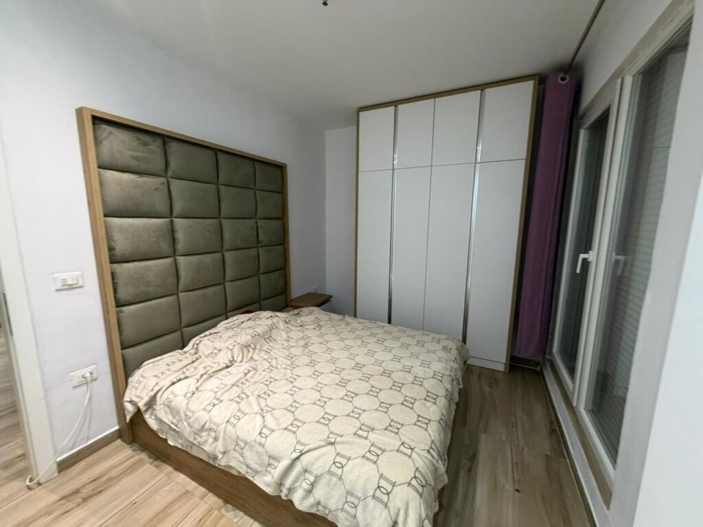 📣 SHITET Apartament 1+1 📍 Prane Liqenit Te Thate 🛣️ Rruga "Eduard Mano" ✨💶 Cmimi 80.000 Euro (i Pa Diskutueshem)