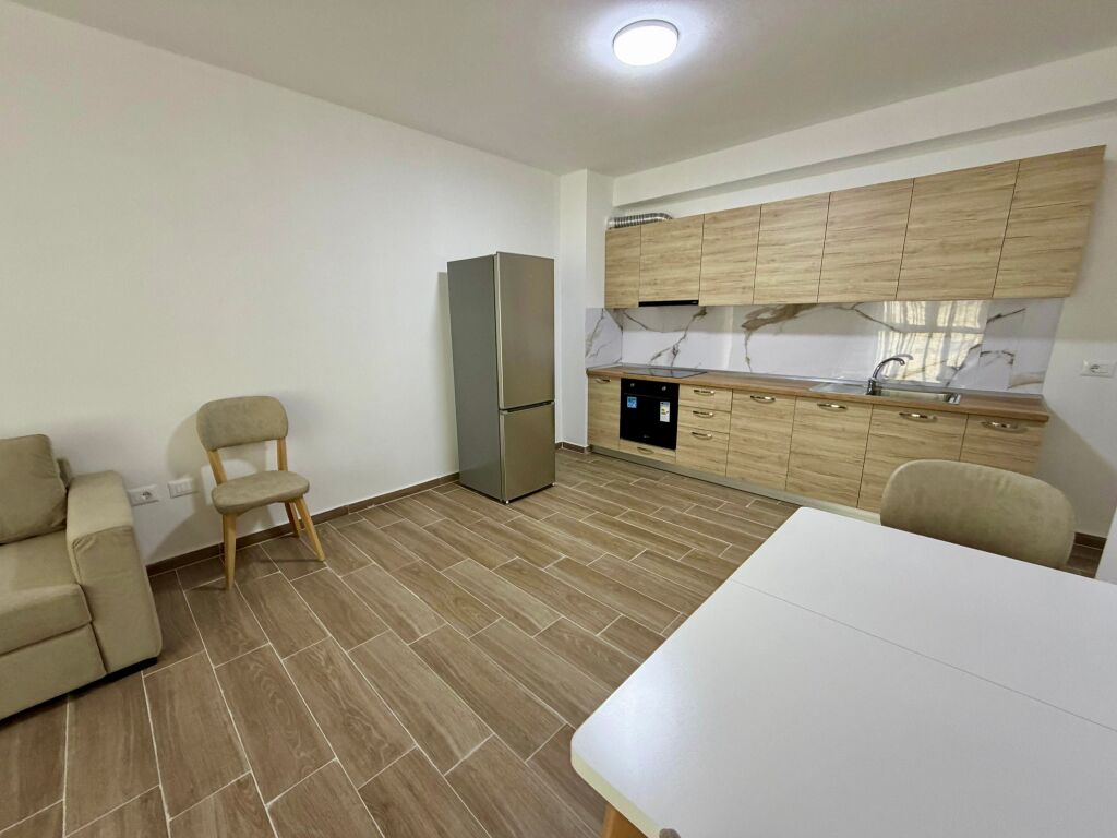 📣 QERA Apartament 2+1 📍 Rruga "5-Maji" ✨