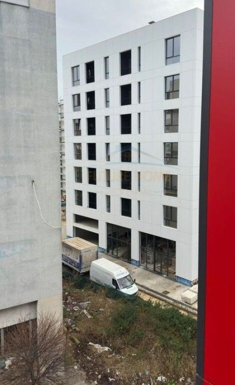 Affitto, Appartamento 1+1, Bulevardi i Ri, Tirana.