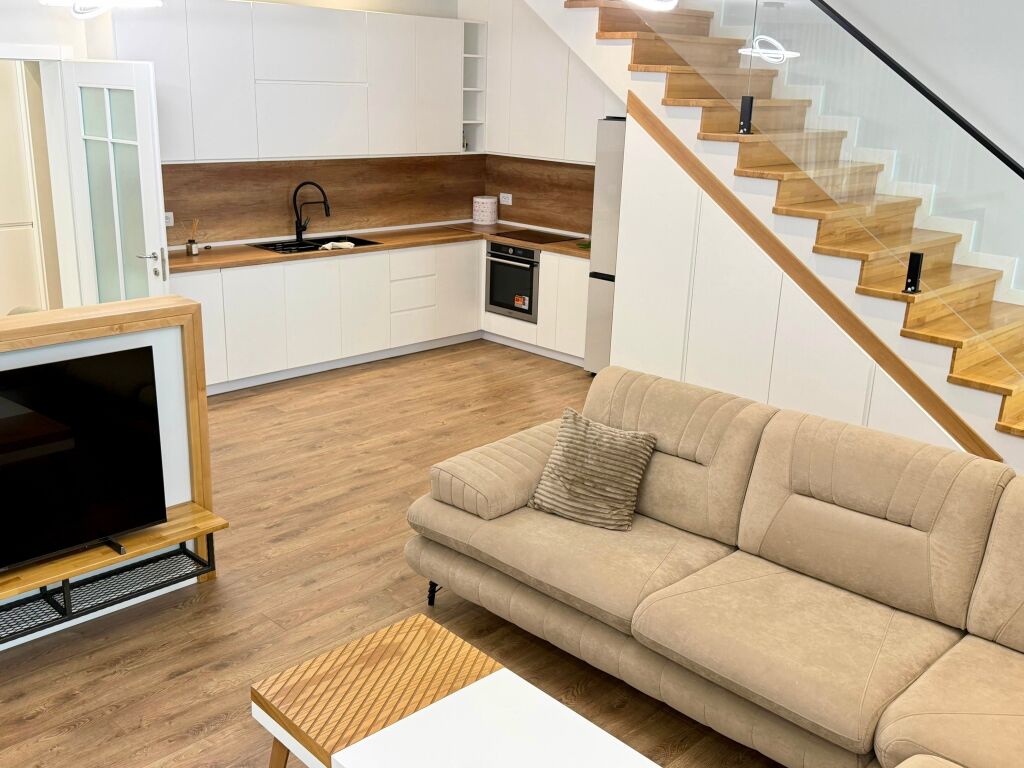 📣 SUPER VILLAS FOR RENT 📍 Kodra e Priftit 🛣️ "Dalip Topi" Street ✨
