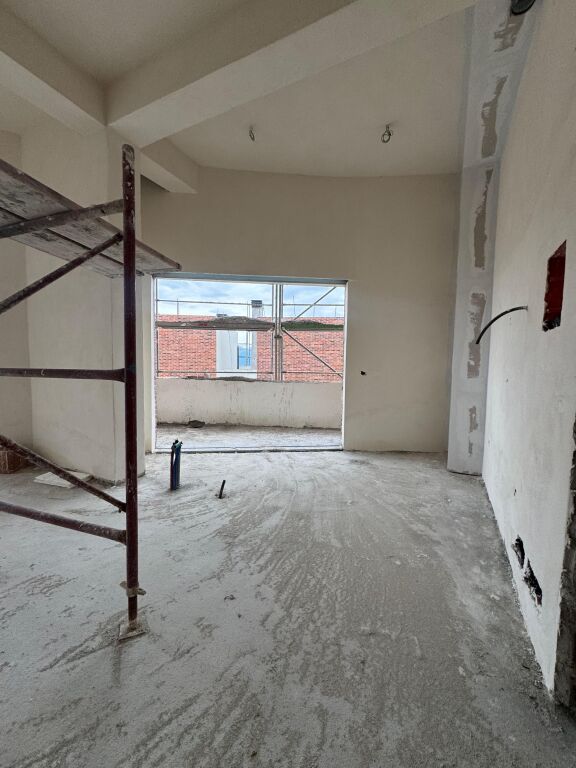 🏠Apartment 2+1+Veranda for Sale  📍Kodra e Diellit 2 💶 Price: 190,000 Euro