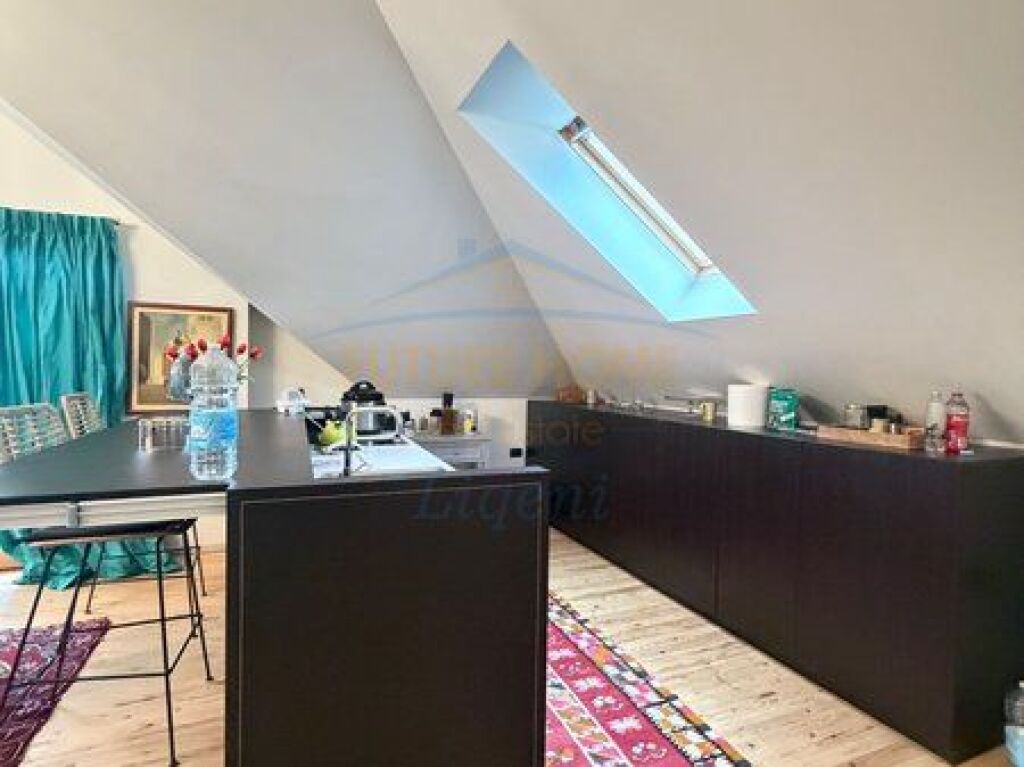 Apartment 2+1+2 for sale, Komuna e Parisit