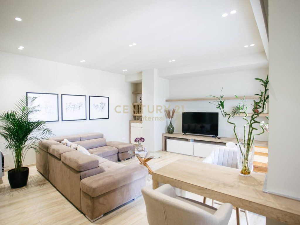 Apartment 2+1 for rent at Park Gate