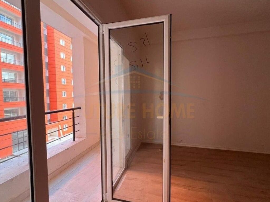 In vendita, Appartamento 1+1, Yzberisht