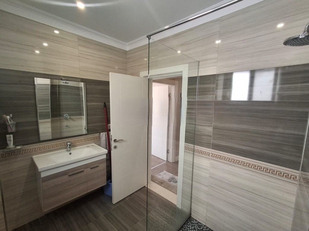 Jepet me Qira Apartament 2+1+Ballkon – tek Shkolla e Baletit 650 € /Muaj